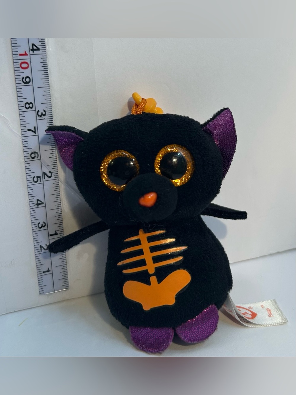 2015 Ty Halloweenie Beanie Baby FANGS Black Bat Skeleton Clip 3-Inch Retired